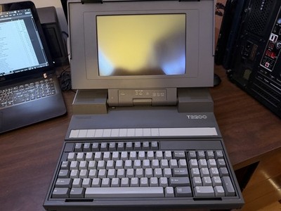 Toshiba T3200 Luggable Notebook Laptop- tested working with DOS