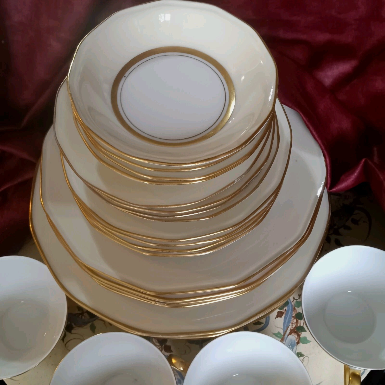 Vintage 1930's Theodore Haviland France Gold Trim Porcelain Dinnerware Set of 24