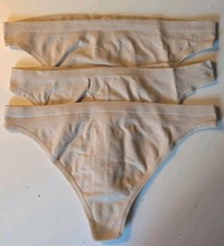 Victoria's Secret Ultra Smooth Seamless Thong Size Small Nude NWT 3 Pack