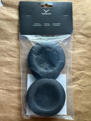 Beyerdynamic Dragon Leather Earpads and Foam Pads for DT 1770/1990 Headphones