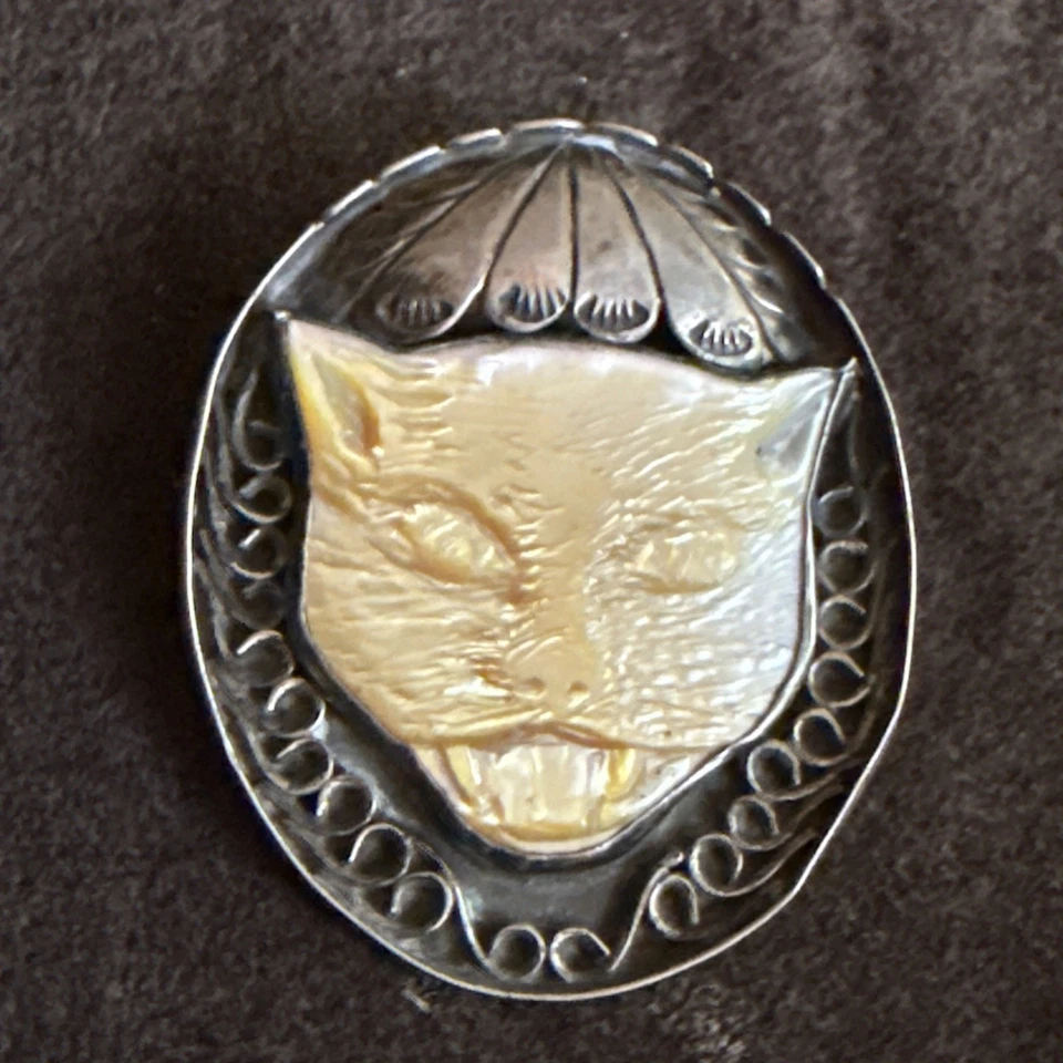 Centro de mesa para Bolo Tie MOP CAT Set en plata esterlina 925 pátina Foto 2 de 4