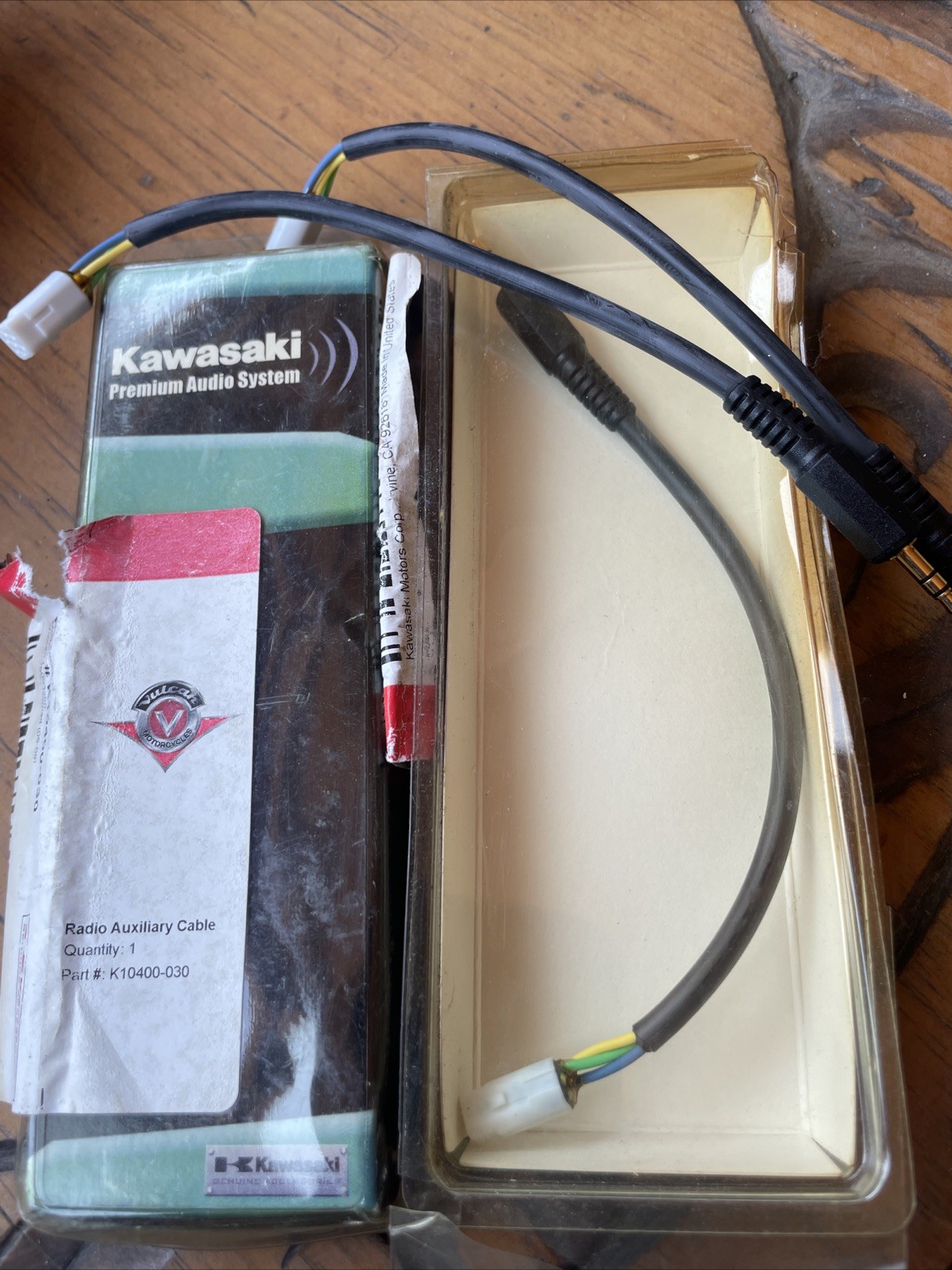 2005-2008 Kawasaki Vulcan 1600 Nomad Radio Splitter - K10400-030