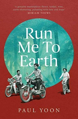 			Run Me to Earth by Yoon  New 9781471190582 Fast Free Shipping+-		