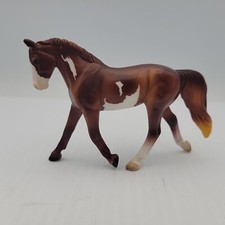 Breyer 5885 Chestnut Pinto Trotting Warmblood Mystery Foal Surprise Family 8