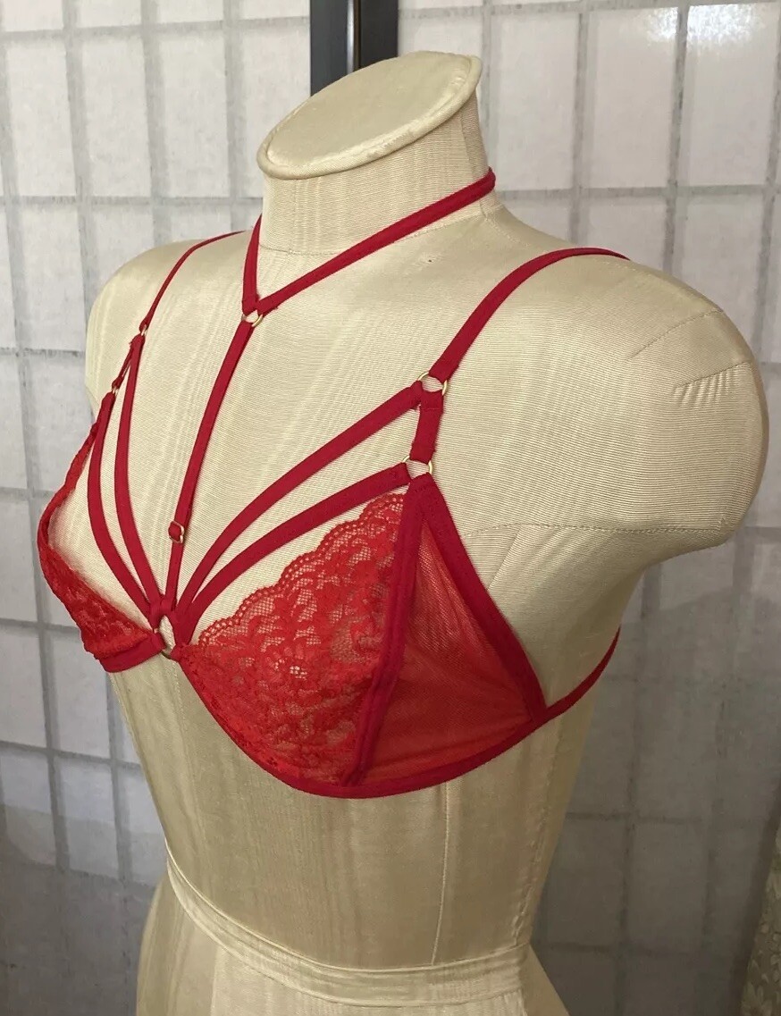 Venus NWOT Wom Estim.S/M Bra Band Stretch Lace Mesh Sheer Red Strappy Venus NWOT Wom Estim.S/M Bra Band Stretch Lace Mesh Sheer Red Strappy