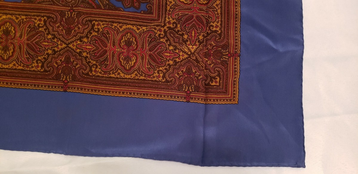 PERFECT! VINTAGE CHANEL LARGE SILK TWILL SCARF 55.5