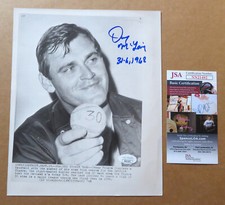 Detroit Tigers Denny McLain Signed 30th Win wire photo 9-14-1968 with ball - JSA