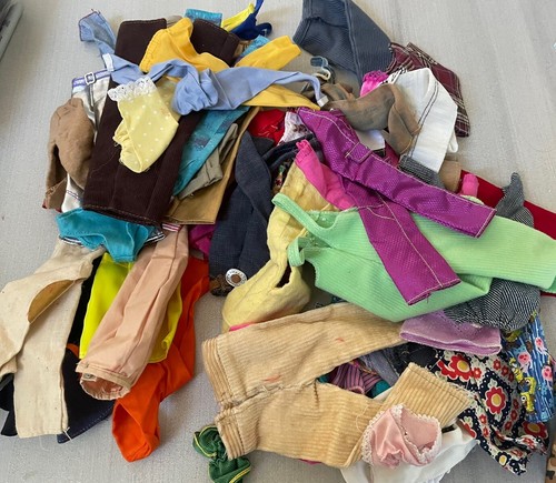 Huge Lot 400+ Pieces Vintage 80s-2010s Barbie Ken Clothes Shoes Accessories - Picture 7 of 14