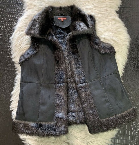 V By Eva Faux Fur Trim Faux Suede Black Vest Size Medium Cute! - Picture 2 of 12