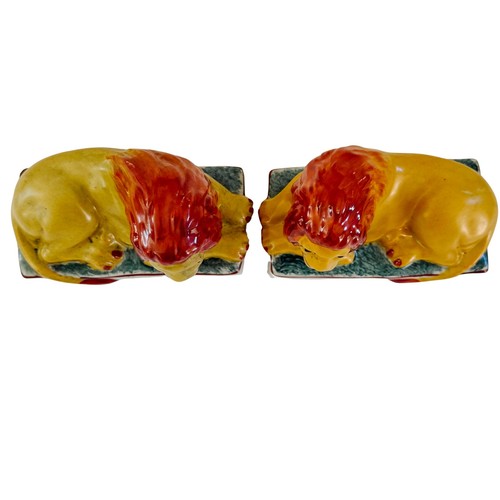 Pair Of Early 20th Century Staffordshire Recumbent Lions 5.5ʺ × 4.25ʺ - Picture 5 of 8