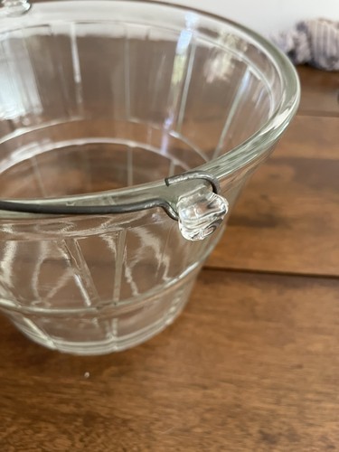 Vintage Glass Anchor Basket Ice Bucket Fruit Bucket with Wooden Handle 7" Tall - Picture 7 of 9