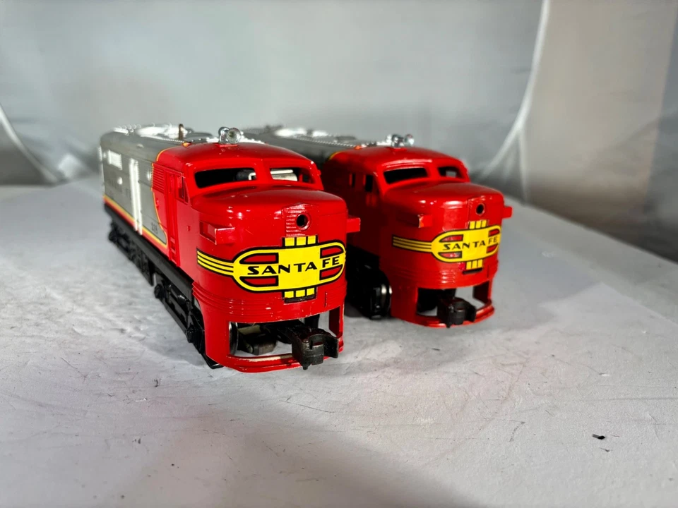 Lionel 218 AA Santa Fe "Warbonnet" Diesel Set, produced 1959-63 - Image 3 of 4