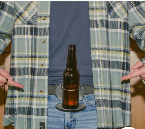 Bev Buckle 'Merica Beer Can Bottle Drink Holder Hands Free Retractable
