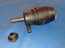 JAGUAR DAIMLER WINDSCREEN WASHER PUMP FITS XJ40 XJS JLM20122