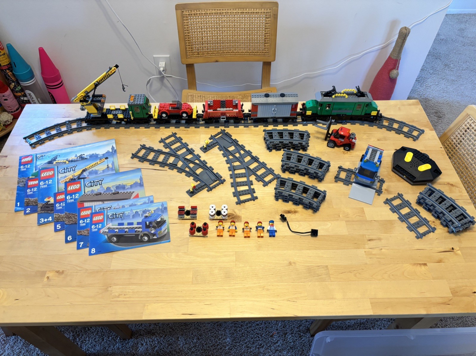2006 LEGO City 7898 Cargo Train Deluxe Set 100% Complete Partially Working