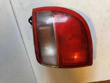 Feu arrière Toyota CARINA