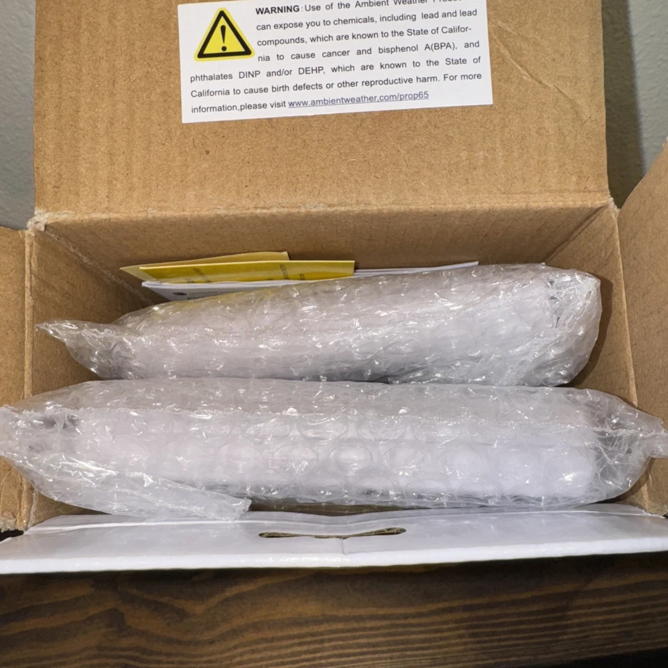 WS-10-X4 Wireless Indoor/Outdoor 8 Channel Thermo-Hygrometer with Four Remote... - Image 4 of 4