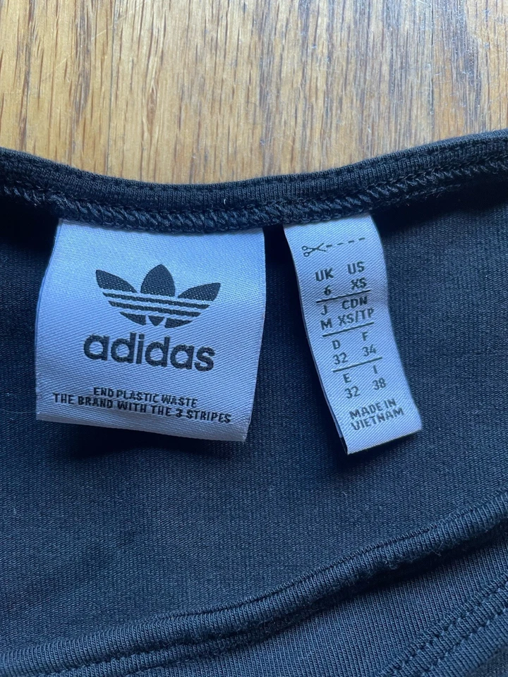 阿迪达斯 Originals 3 条长袖黑色短上衣 XS 镂空船领 — 第 3/4 张图片