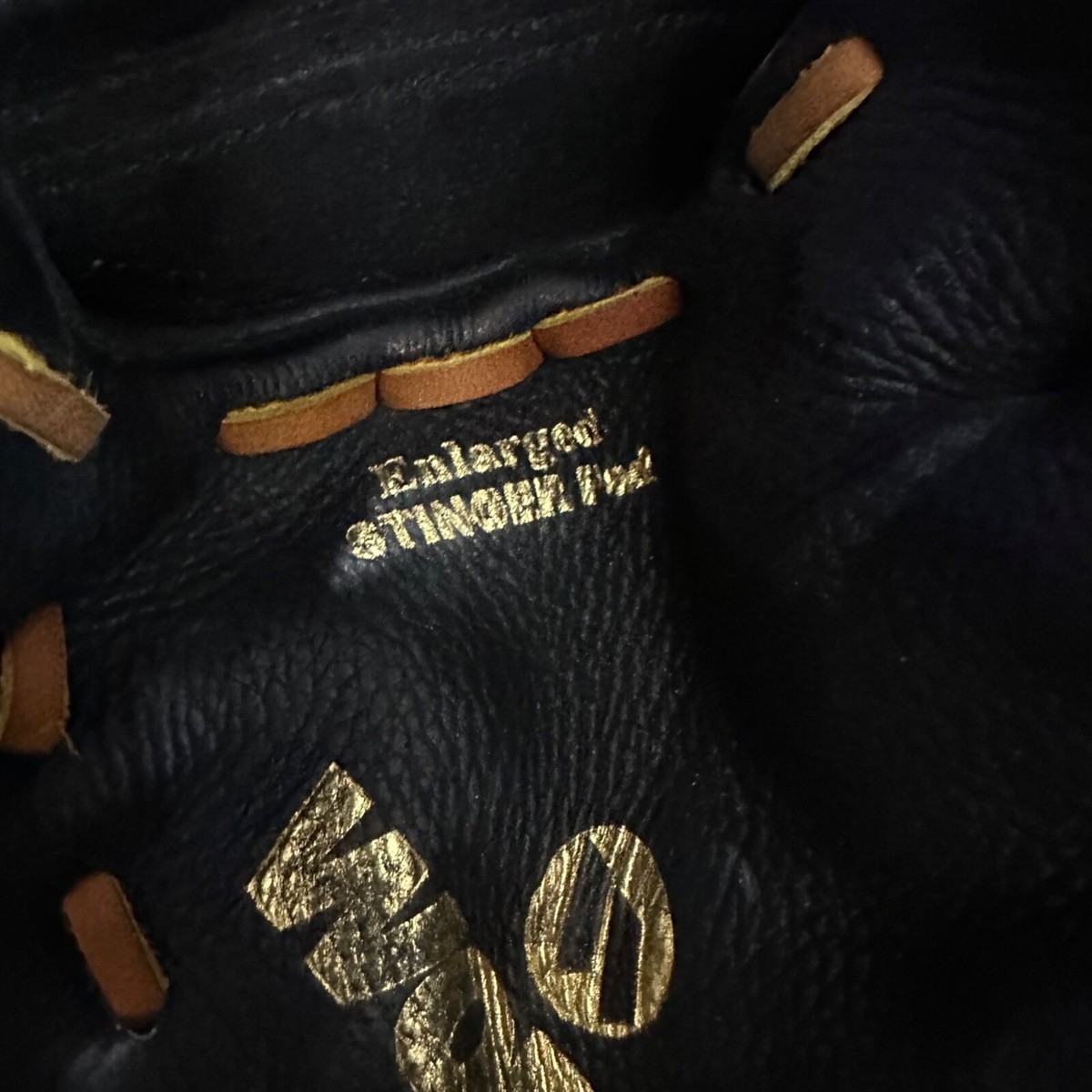 Gant de voltigeur Rawlings Longhorn, main droite, 14 po | Canadian Tire