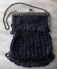 Antique Art Deco Silver Floral Filigree Frame Knit Iridescent Blue Bead Purse 6