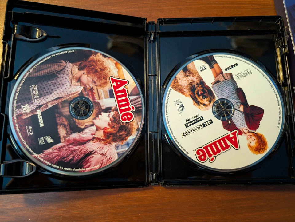 ANNIE (1982) (4K UHD and Blu-ray) with Slipcover - Image 3 of 4