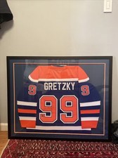 Framed Wayne Gretzky Signed Edmonton Oilers Hockey Jersey with COA. BEST FRAMING