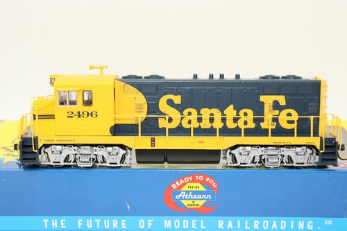 Locomotora de cabina redonda Athearn escala HO ATSF Santa Fe Warbonnet CF7 #2496 DCC Rdy | Condition: Used