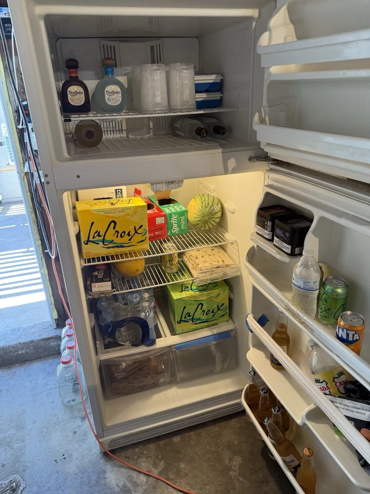 Kenmore Refrigerator – Model 253.68802015 - Image 3 of 4