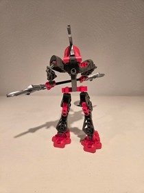 LEGO BIONICLE Rahkshi Turahk 8592 Red Complete Figure with Kraat