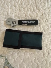 boeing multitool with case crescent wrench knife, screwdrivers new airplane