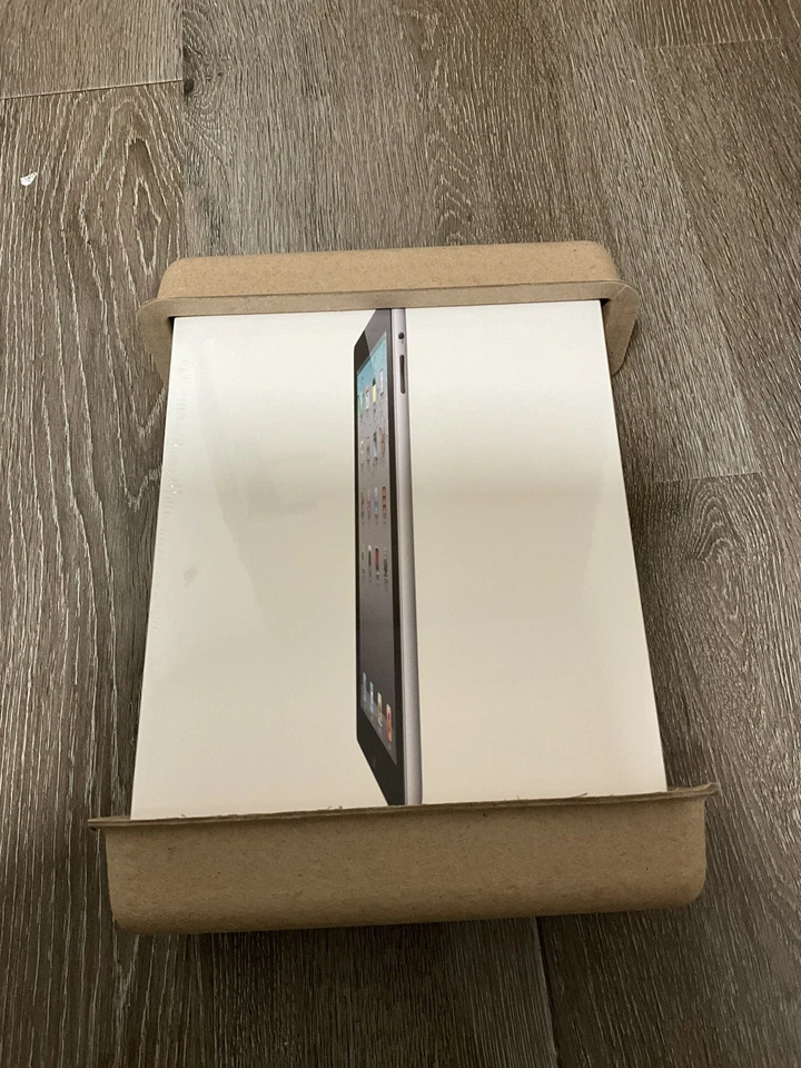 Sealed Apple iPad 2nd Gen 16gb Cellular With Shipping Box - Image 2 of 3