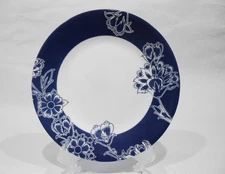 New w/Defect 1 Corelle Signature INDIGO BLOOMS 11" DINNER PLATE Dark Blue Floral