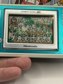Vintage 1982 Nintendo Game & Watch DONKEY KONG JR.  DJ-101 VERY RARE! CIB!