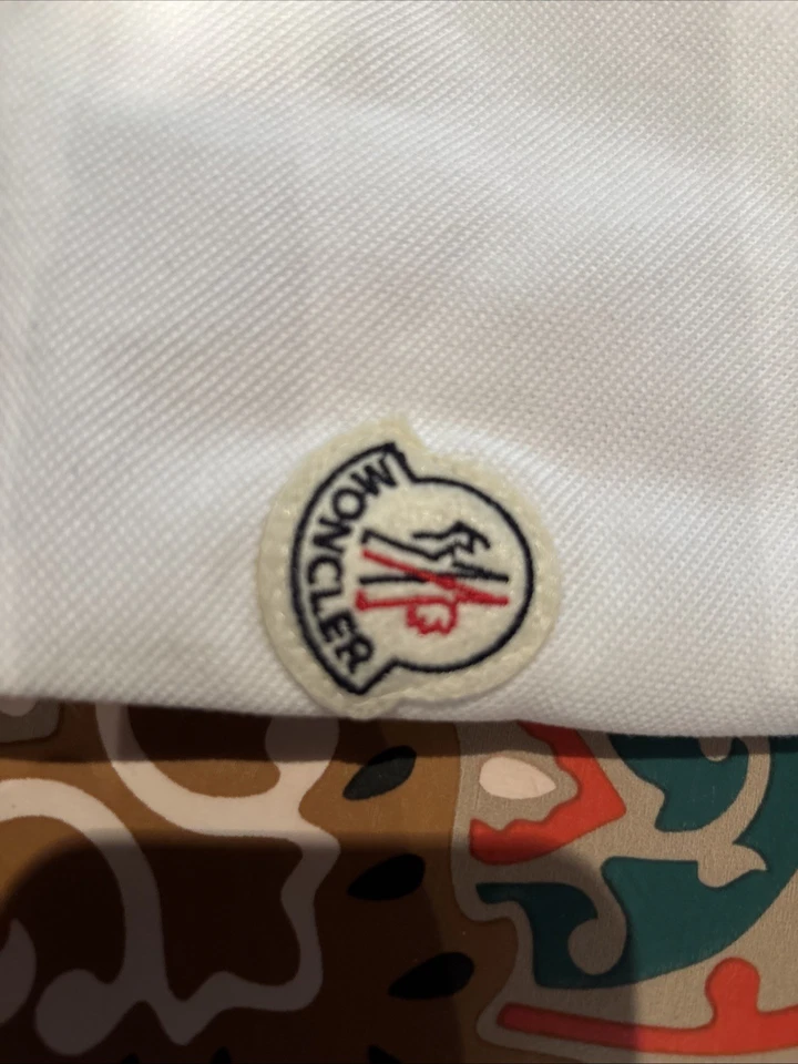 Polo Moncler Blanc Neuf Avec Étiquette D’origine Taille 5XL - Photo 4/4