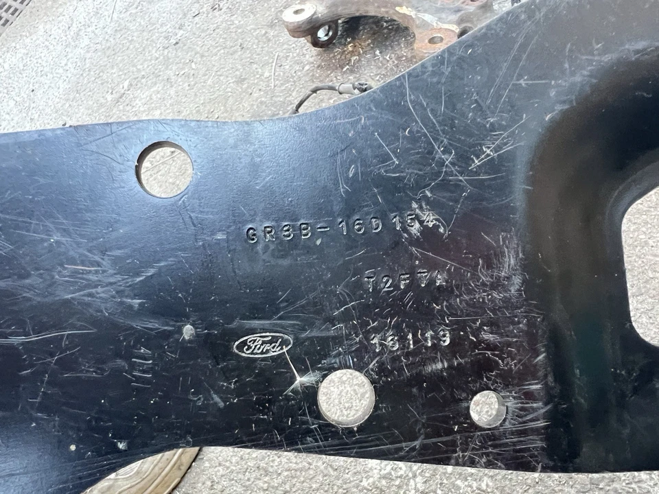 FORD MUSTANG FRONT STRUT brace REINFORCEMENT 2015 - 2023 FR3B-16D154 - Image 3 of 3