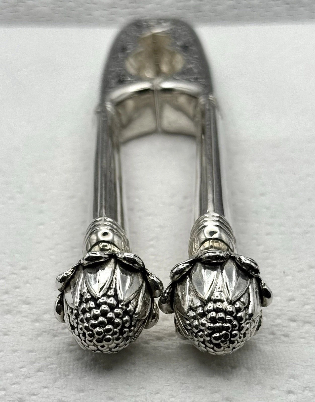 1960’s Set Of Silver-Plated Nutcrackers with Acorn Finials - Sea-Food Use Too
Opens in a new window