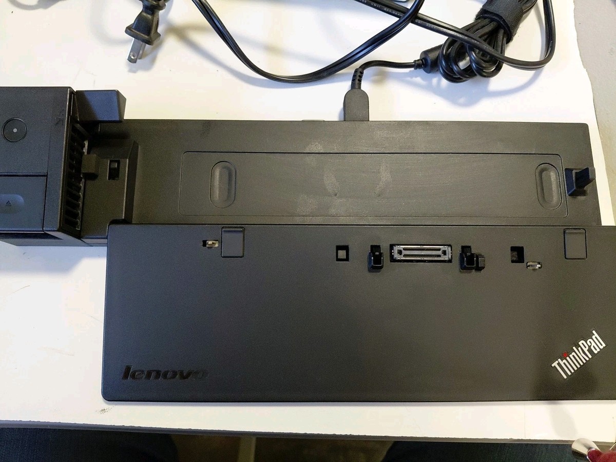 Lenovo ThinkPad Basic Dock Station 40A0 USB 3.0 With Power Supply Lenovo ThinkPad Basic Dock Station 40A0 USB 3.0 With Power Supply