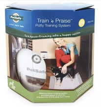 NEW Petsafe Train N Praise Dog Treat Potty Dispenser Remote Training System, NIB