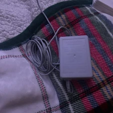 Nintendo DS Lite Zelda Triforce Gold Handheld Gaming System w/ Charger & Stylus