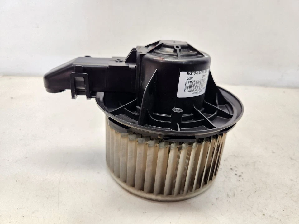 2008-09 Ford Taurus X Front Blower Motor (Main) W/ Auto Temp & Heated Seats - Image 4 of 4