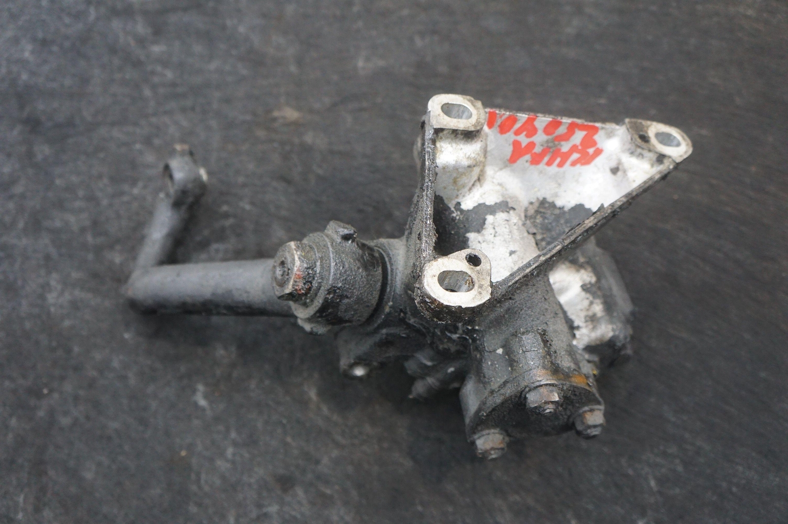 Auxiliary Steering Dampening Box OEM UR14526 Rolls Royce Silver Shadow 1973
