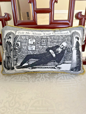 VTG Museum Store Co. ''Freudian Thoughts  Musical (Memories) Pillow'' .15 x 9 in