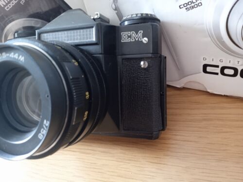Cámara Zenit URSS KMZ SOVIET URSS "cámara Zenit-em + LENTE E Helios 44M - Imagen 4 de 23