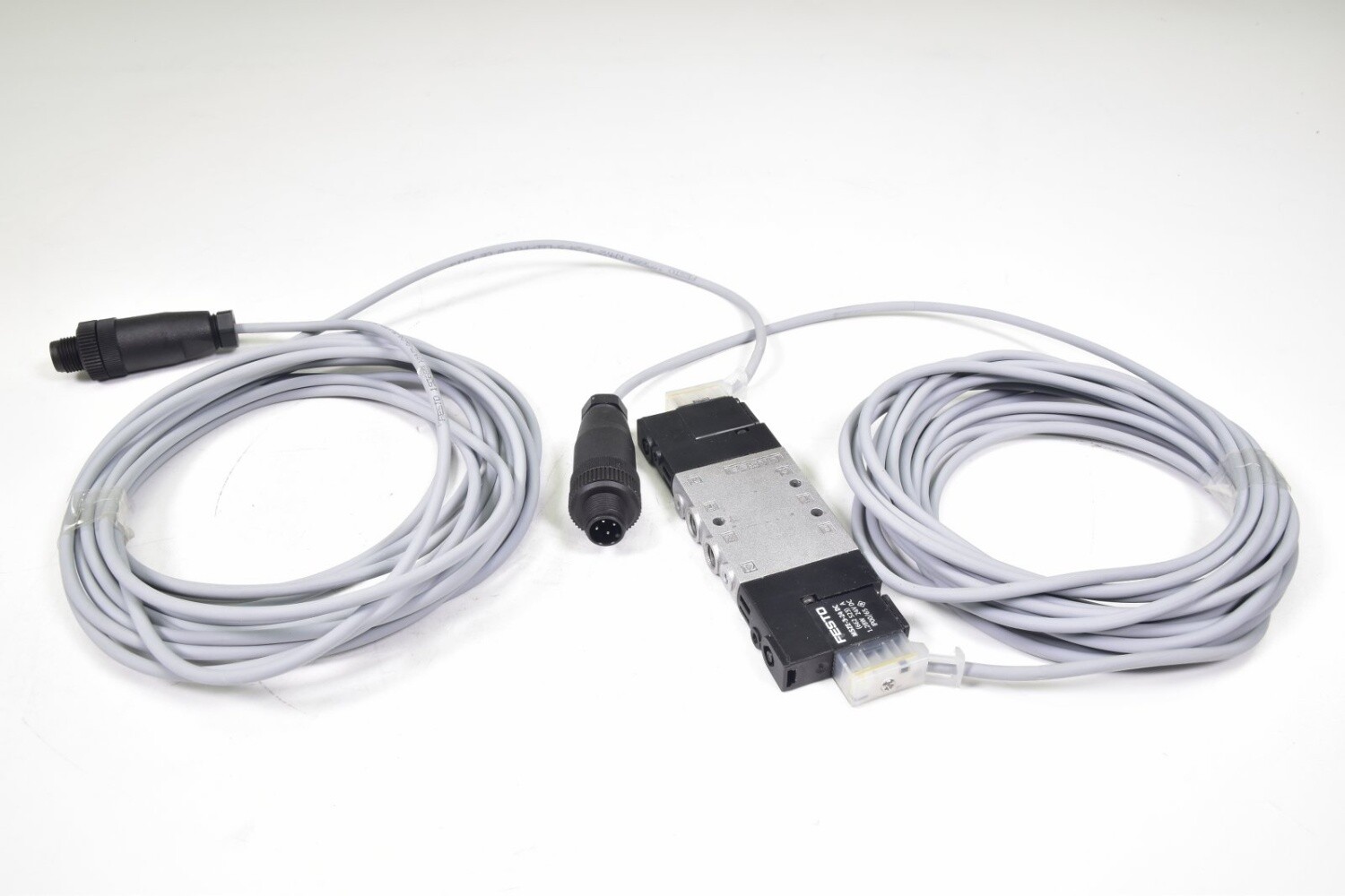 FESTO 196877 + 193689, CPE10-M1BH-5J-QS-6 + KMYZ-9-24-5-LED-PUR-B, L=5m