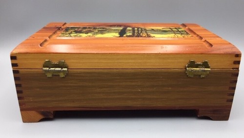 Cedar Wood Trinket Box Jewelry with Lithograph top of Lake home Man & Sheep Cute - Picture 5 of 12