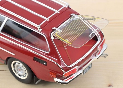 VOLVO 1800 ES - US Version - 1972 - red - Norev 1:18 - Foto 3 di 6