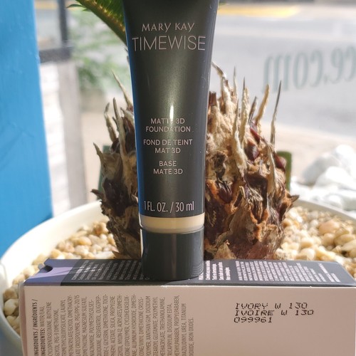 Matte 3D Foundation - Combo to Oily Skin - Timewise Mary Kay - Picture 25 of 135