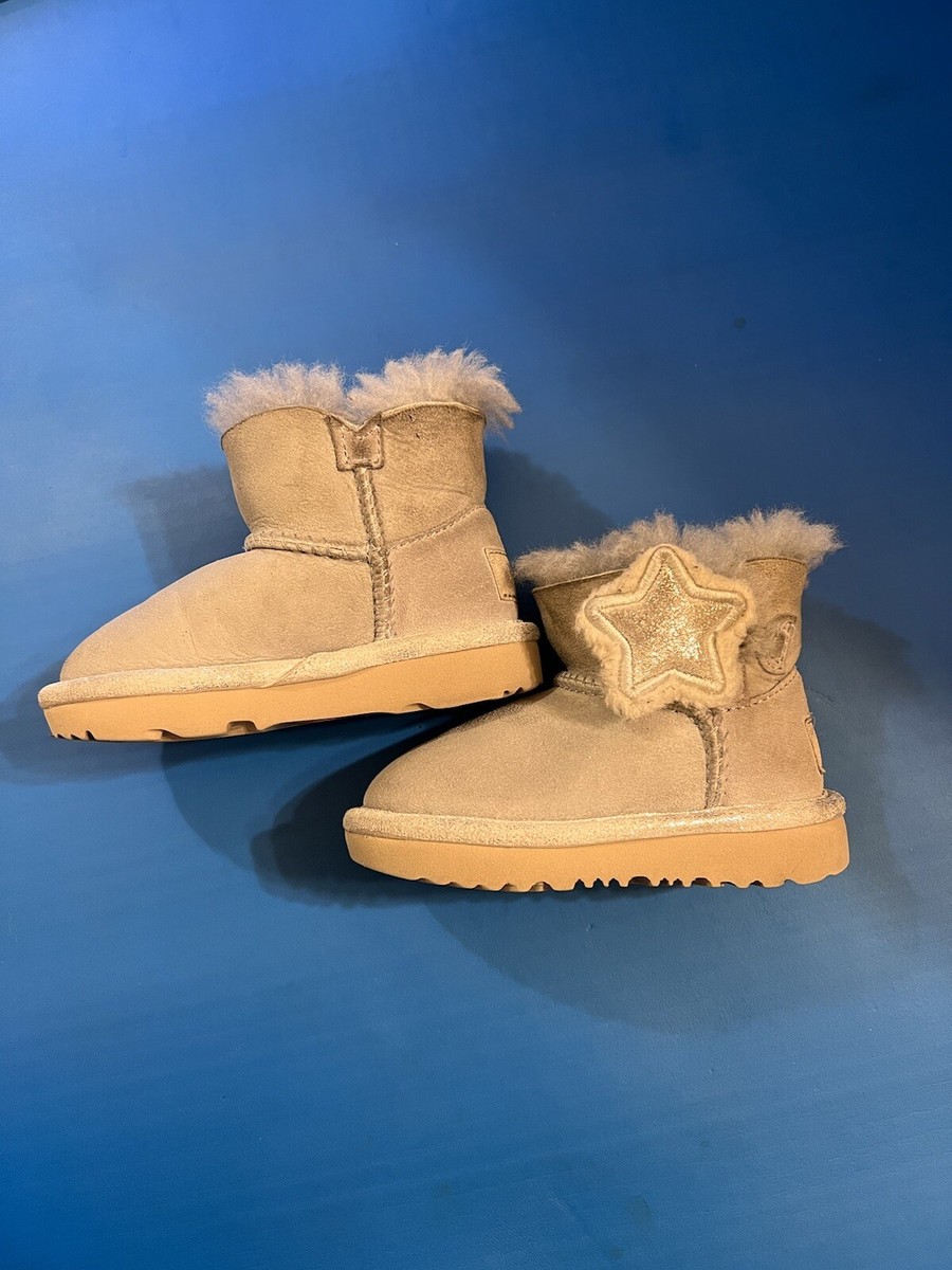 UGG Mini Bailey Button Star Boots for kid | eBay