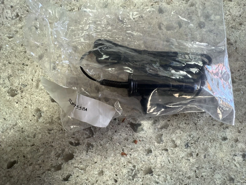 Vintage Motorola American Series Car Charger. SLN7558A - image 2 of 3