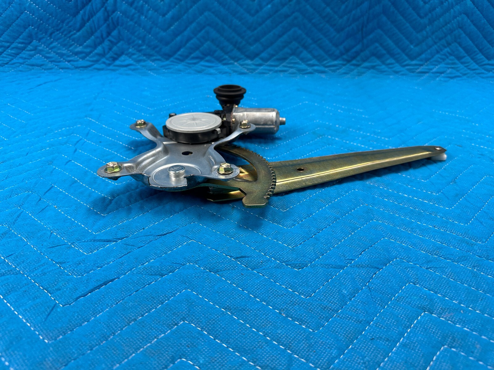 Picture 2 of 6